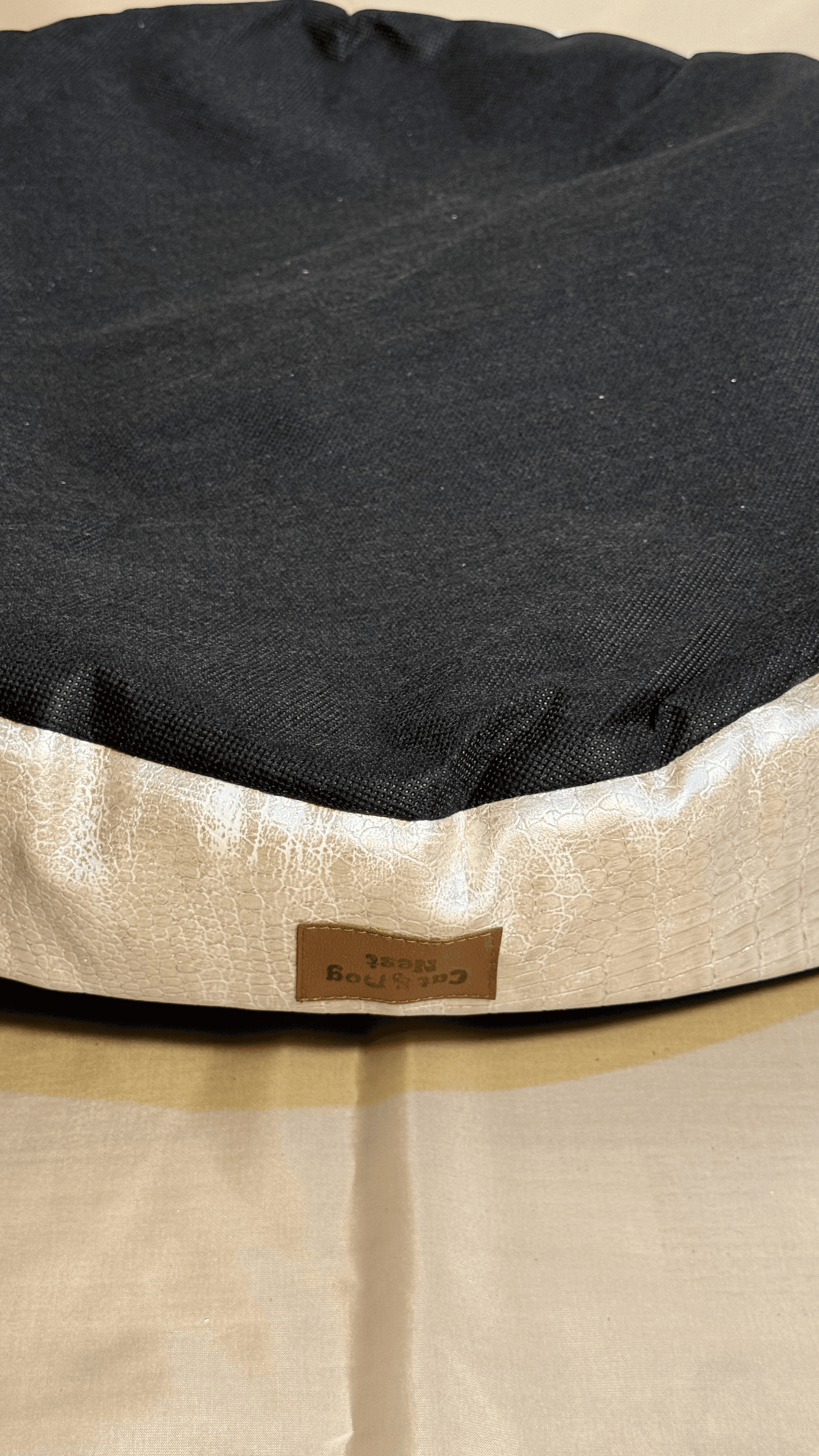 Kareli, Yılan Derisi Kenarlı, Deri Yatak - Görsel 3